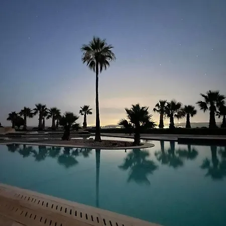 Chambray, Blissful Escape *