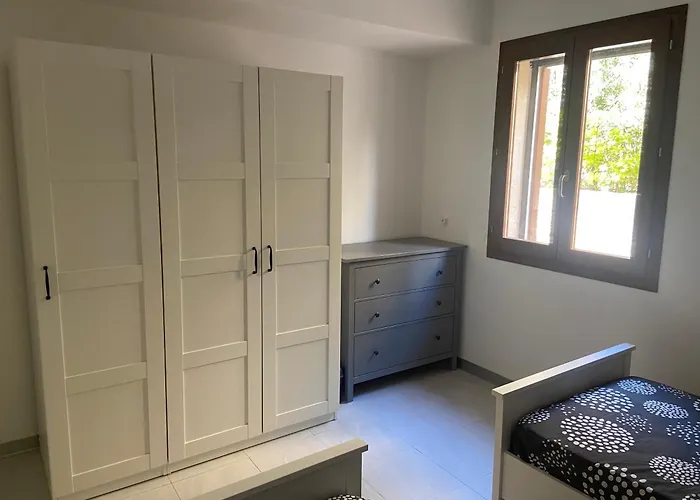 Chambray, Blissful Escape