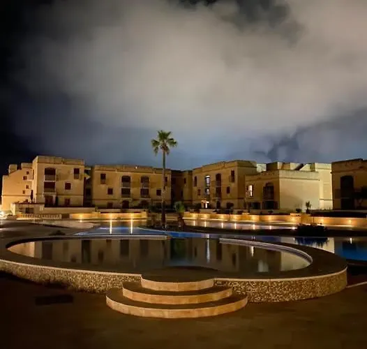 Chambray, Blissful Escape